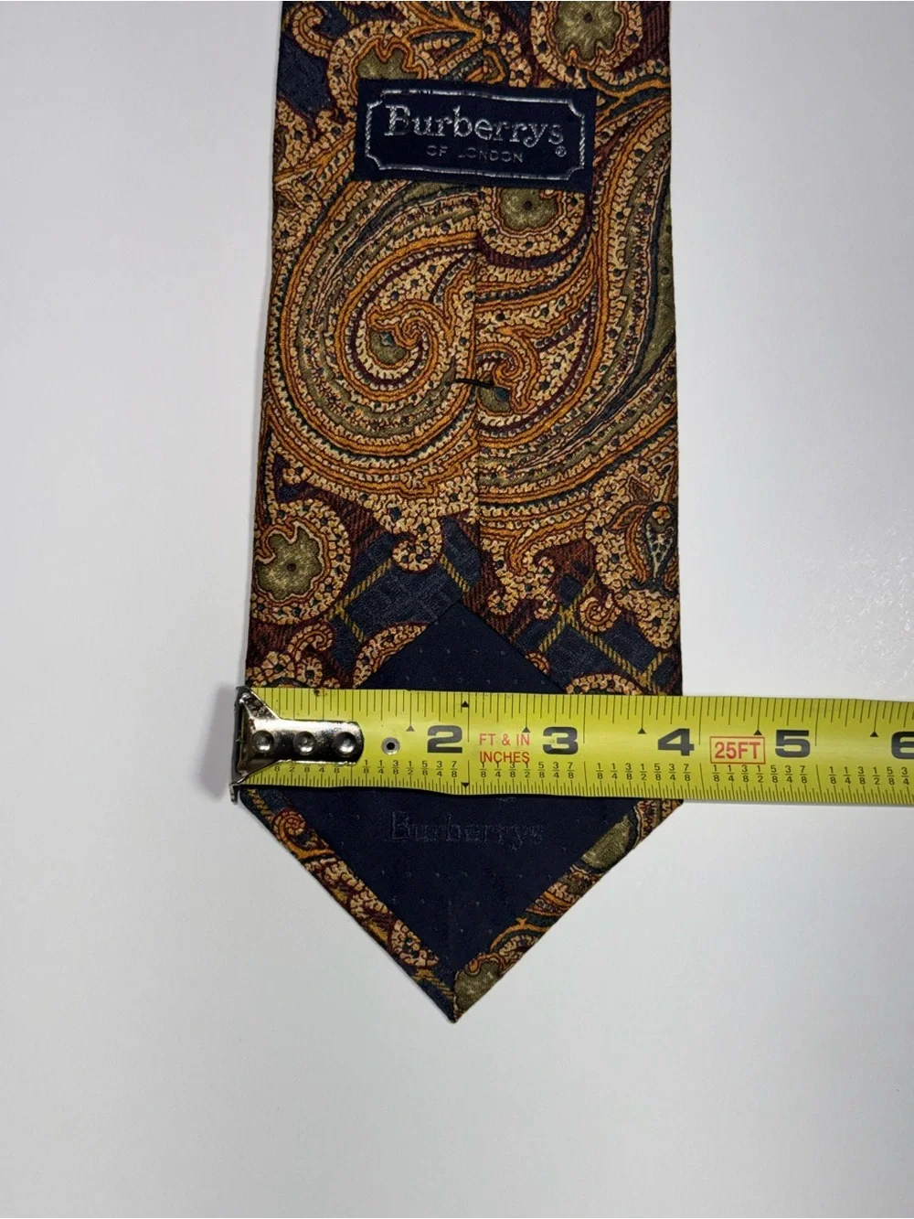 Burberry of London Plaid & Floral Pattern Mens 100% Silk Tie 56’ Made In USA